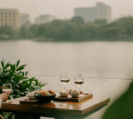 The-Lakehouse-Amanora