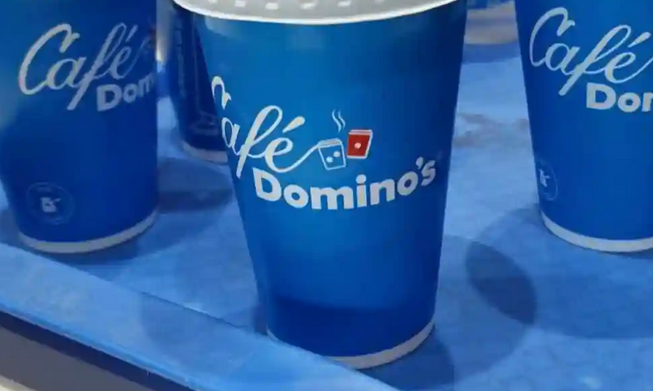 Cafe-Dominos