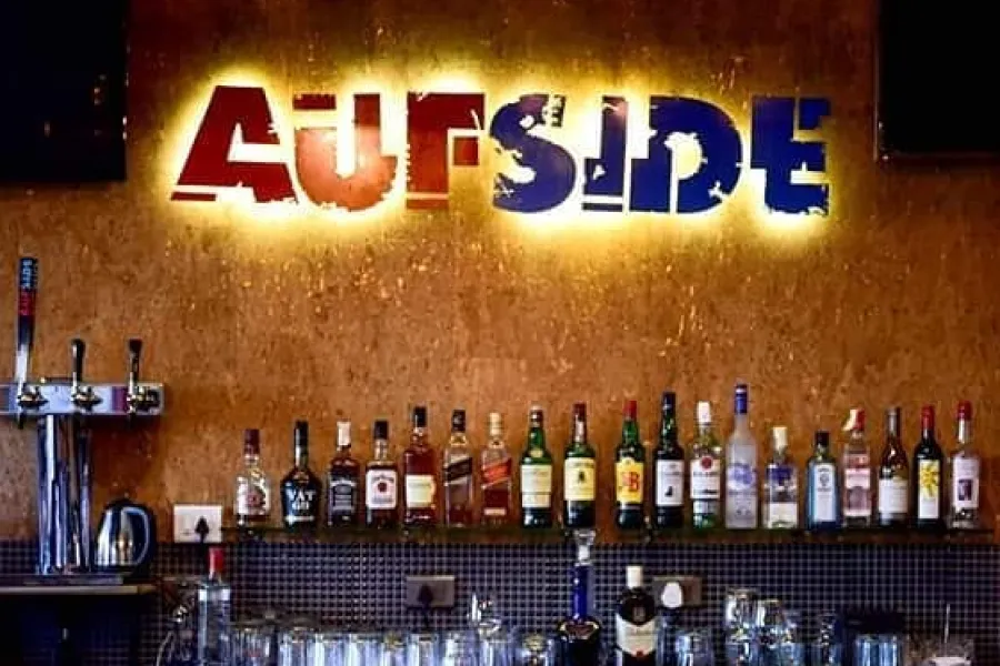 Aufside-Sports-Bar-Opens-At-Millennium-Club-Pune